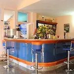 梵迪科尔特公寓酒店 3* 布多尼