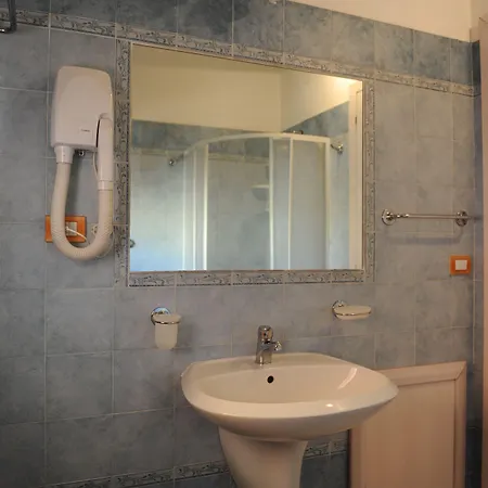 Apart Otel Corte Dei Venti 3*